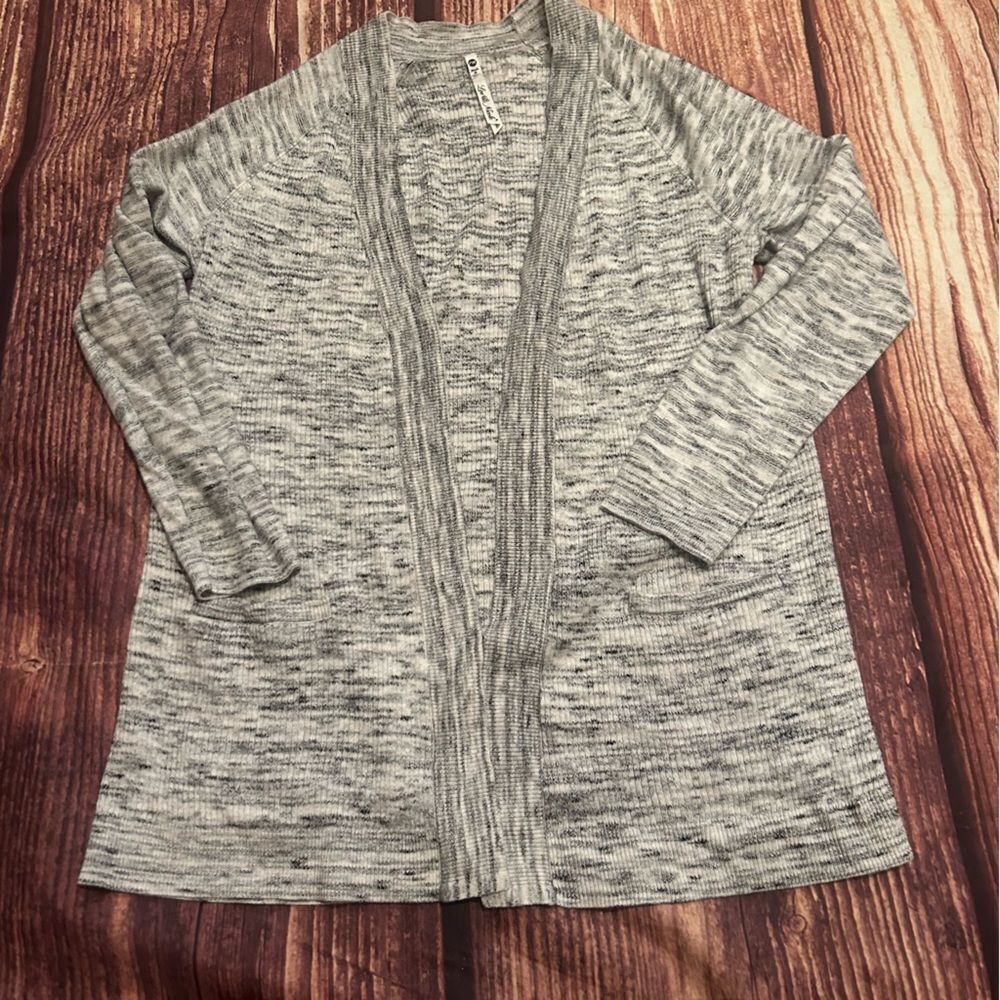 Women’s Leo & Nicole Heathered Grey Petite Medium Cardigan Open Front
